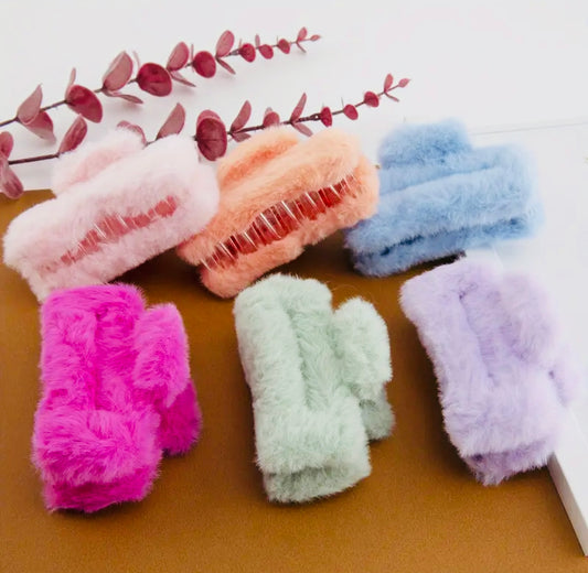 Chay Plush Clip 4 Pack